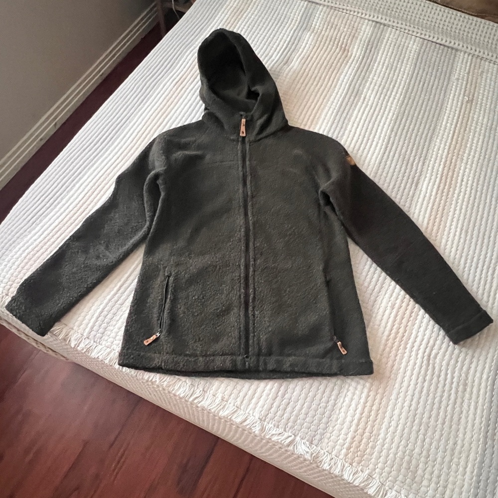 FJALL RAVEN - KAITUM FLEECE (Size: Medium, Color: Deep Forest)